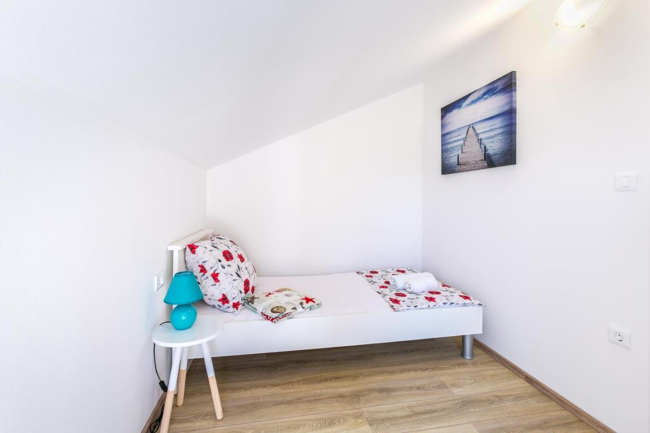 Apartamento Nevia Medulin Exterior foto